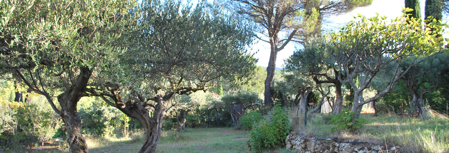 Terrain  1680 m² à vendre à Salernes (83690)