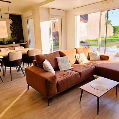 Maison 5 pièces 279900 €