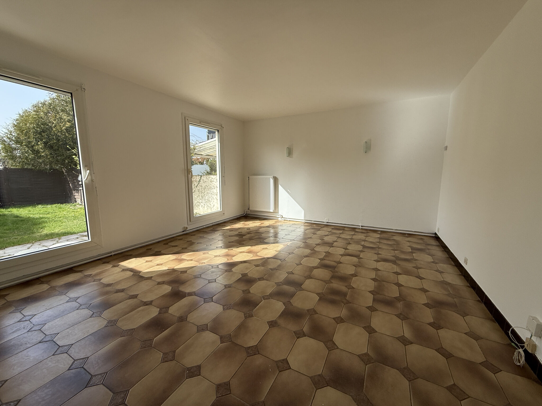 Villa / Maison  T5 à louer Reims 51100