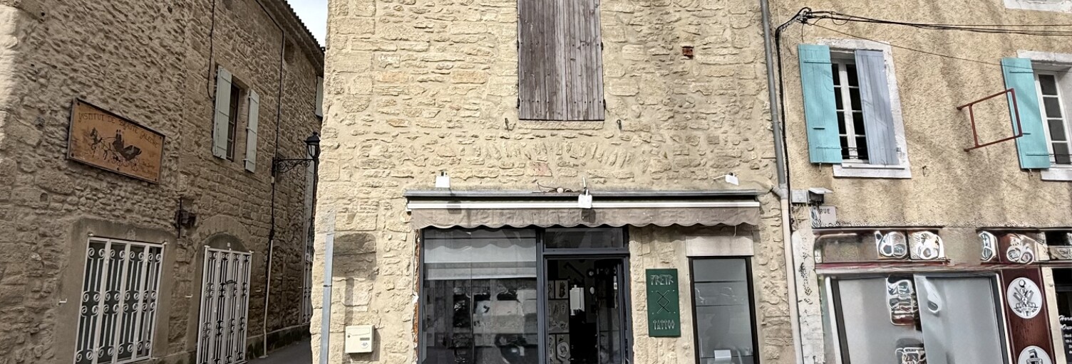 Immeuble  70 m² à vendre à Courthézon (84350)