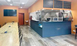 Commerce  76 m² à vendre à Carnoux-en-Provence (13470)