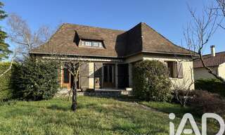 Maison 5 Pièces 124 m² à vendre à Lacapelle-Marival (46120)