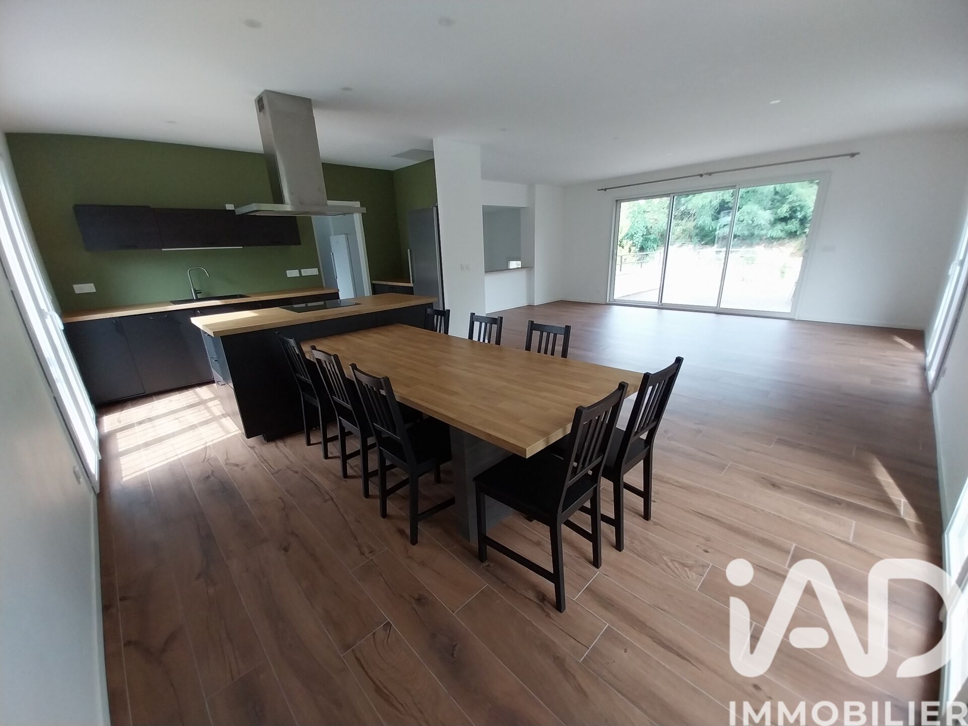 St-Chamond - 123m² - 5p. - 3ch.