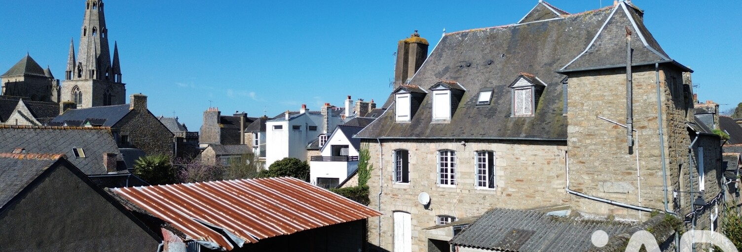 Immeuble  289 m² à vendre à Guingamp (22200)