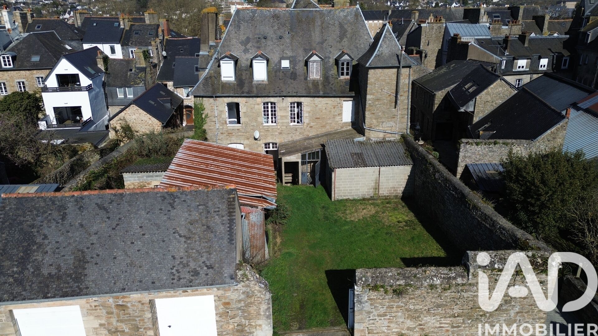 Vente Immeuble 289 m² - Photo 2
