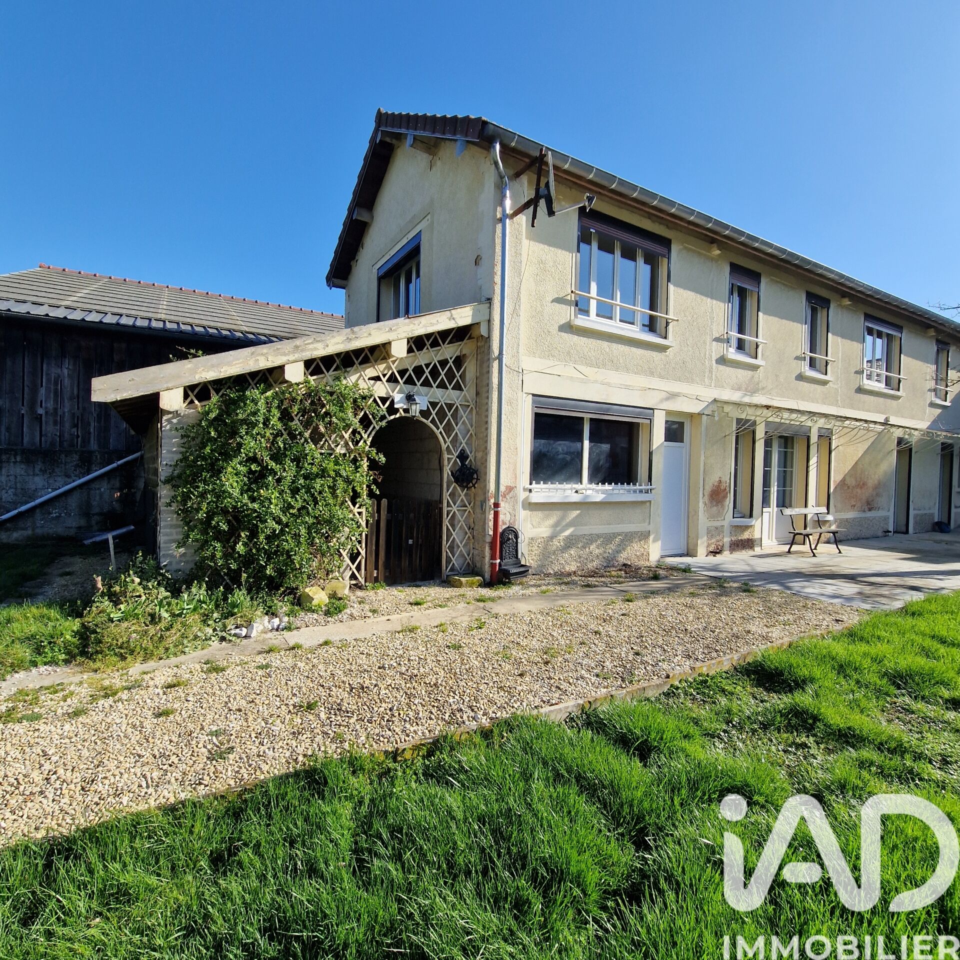 Chalons-En-Champagne - 145m² - 6p. - 4ch.