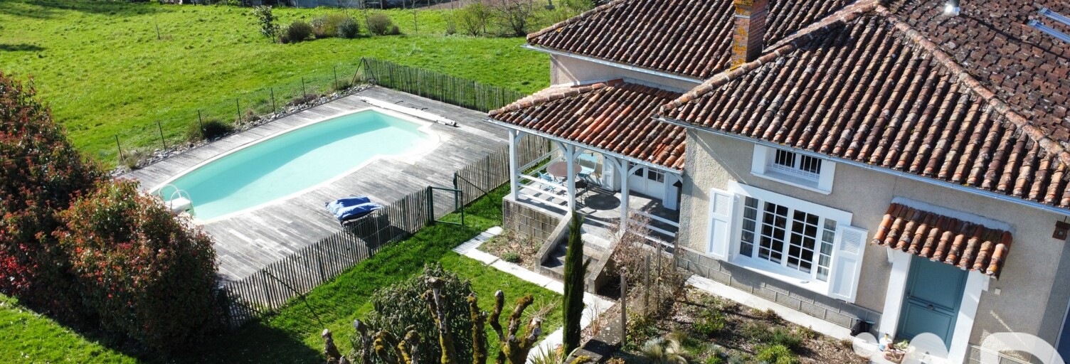 Maison 5 Pièces 163 m² à vendre à Esse (16500)