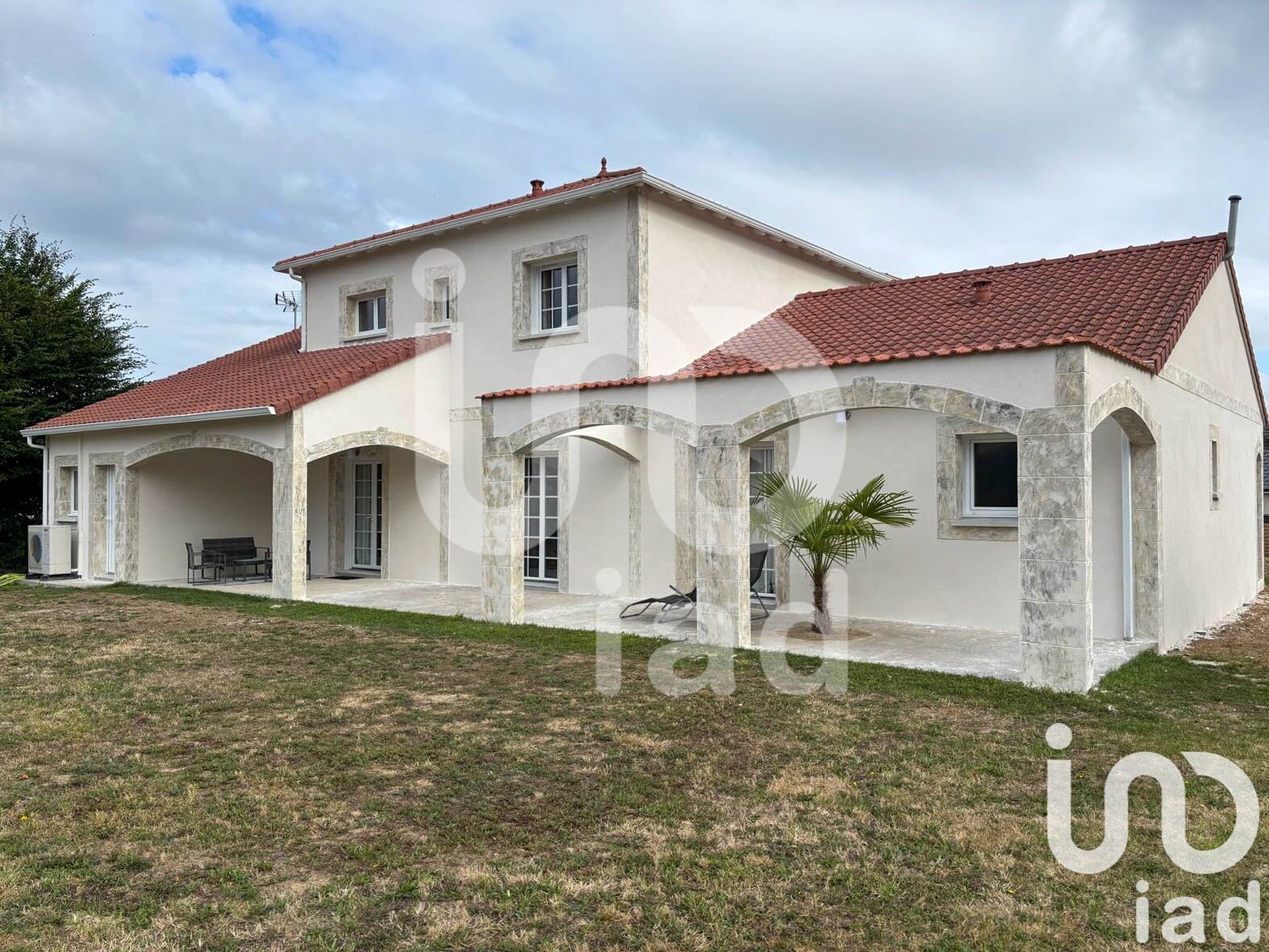 St-Victor - 152m² - 7p. - 5ch.