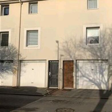 Appartement 4 pièces 280000 €