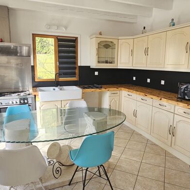 Maison 10 pièces 329000 €