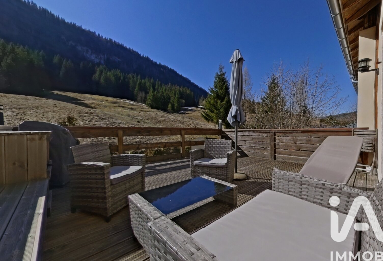 Vente Maison/villa 10 pièces — photo 1