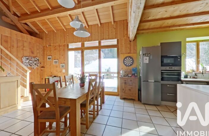 Vente Maison/villa 10 pièces — photo 3