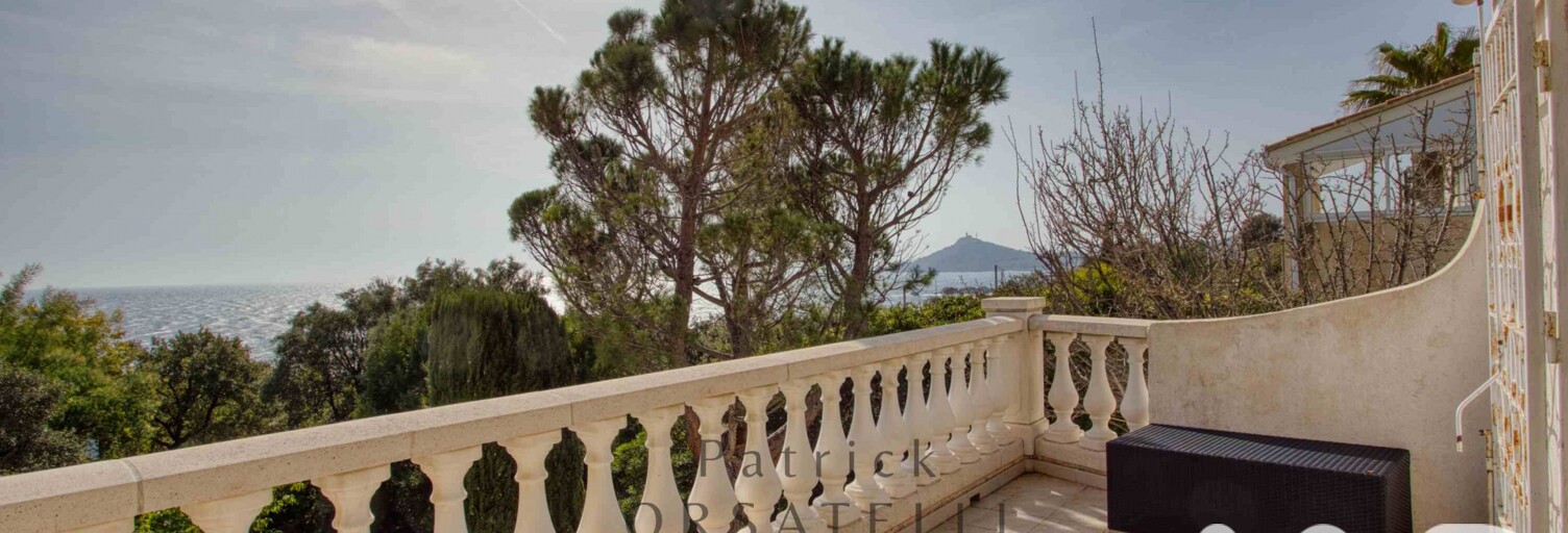 Maison 4 Pièces 158 m² à vendre à Saint-Raphaël (83530)