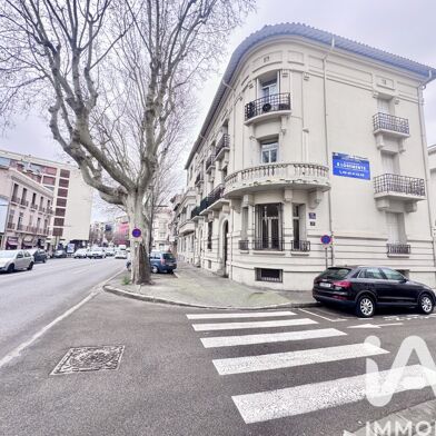 Immeuble  675000 €