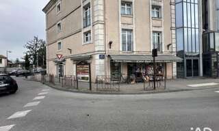 Commerce  70 m² à vendre à L'Isle-sur-la-Sorgue (84800)