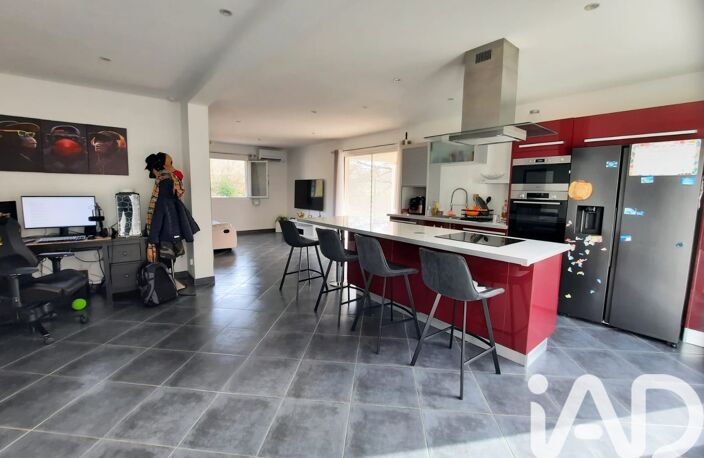Vente Maison traditionnelle 6 pièces — photo 2