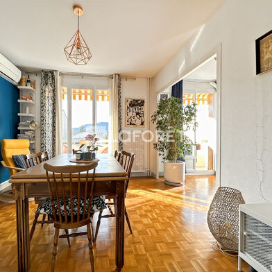 Appartement 4 pièces 213000 €