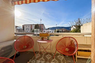 Appartement 4 pièces 213000 €