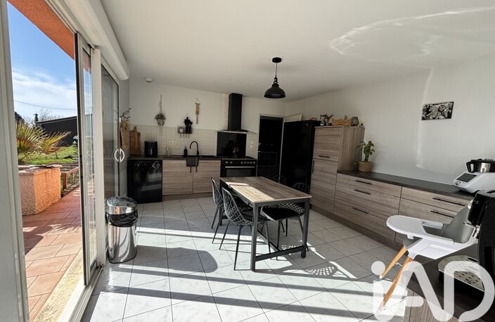 Vente Maison traditionnelle 6 pièces — photo 2