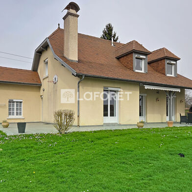 Maison 6 pièces 293000 €