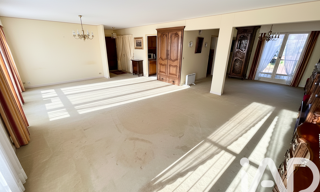 Appartement 6 Pièces 130 m² à vendre à Fontainebleau (77300)