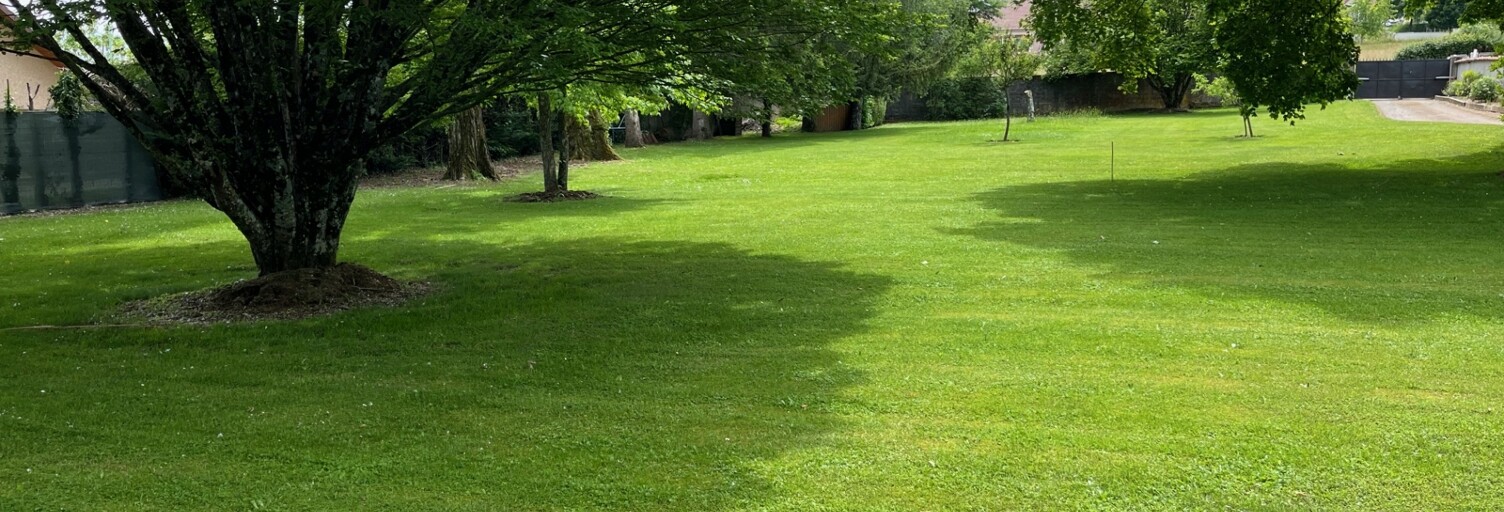 Terrain  1258 m² à vendre à Dolomieu (38110)