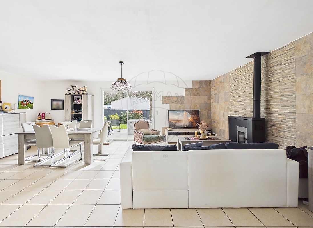 Villa / Maison  T4 à vendre Étaules 17750