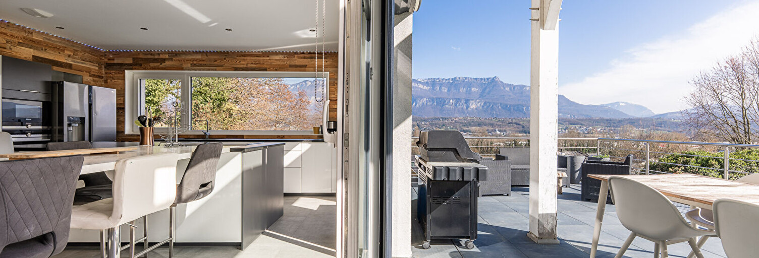 Maison 8 Pièces 227 m² à vendre à Le Bourget-du-Lac (73370)