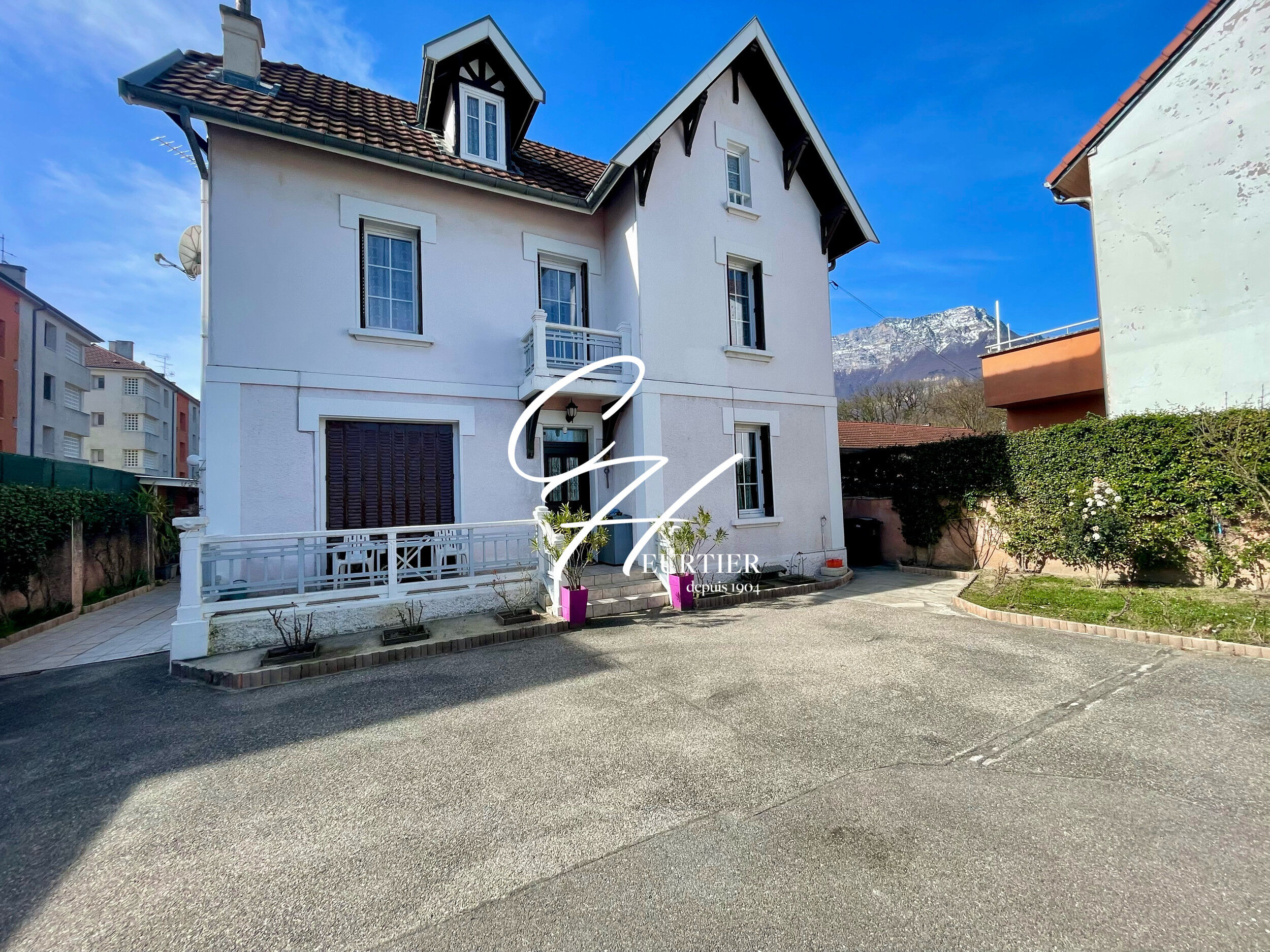 Villa / Maison  T7 à vendre Pont-de-Claix (Le) 38800