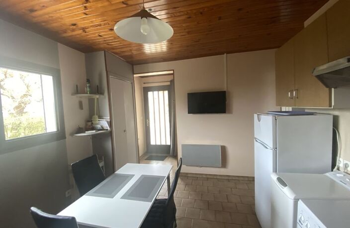 INVESTISSEMENT LOCATIF / Maison 2 logements meublés | Proche — photo 2