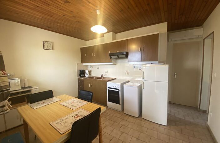 INVESTISSEMENT LOCATIF / Maison 2 logements meublés | Proche — photo 5