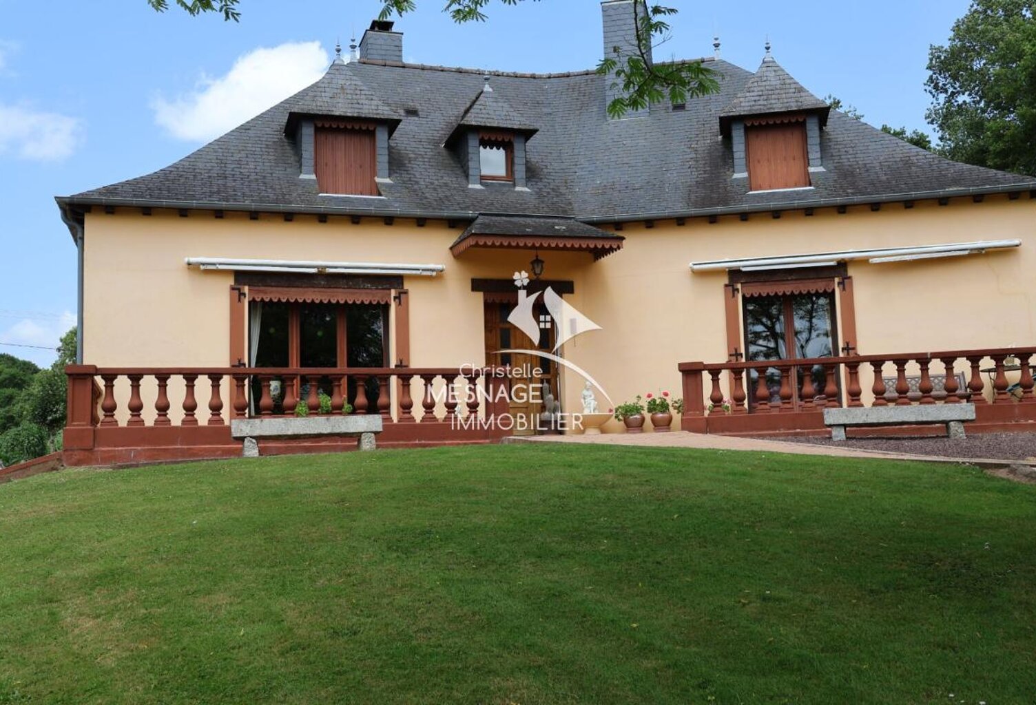 À vendre chez Christelle Mesnage Immobilier. À 25 MINUTES D — photo 1