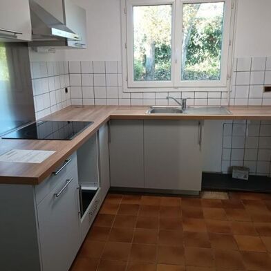 Maison 5 pièces 1540 €