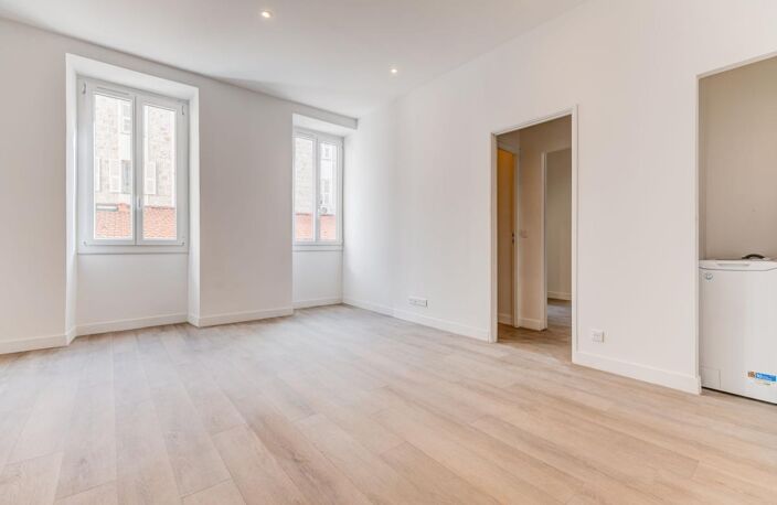 Appartement À Vendre — photo 2