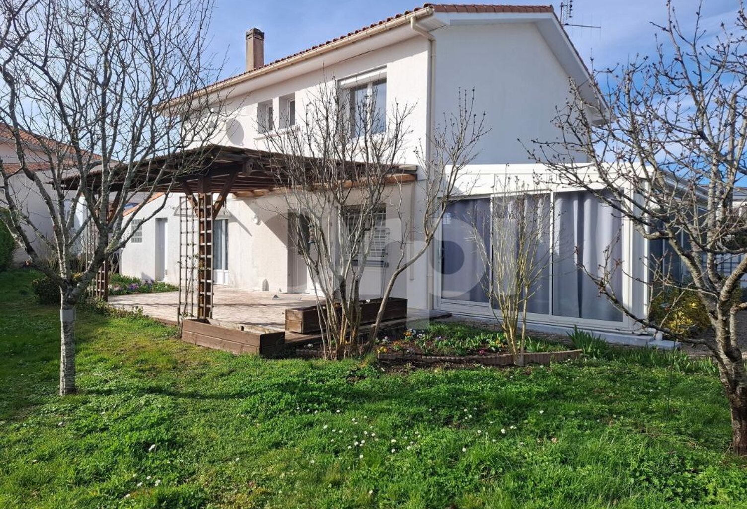 Saujon - Maison 139m² - Garage et Jardin — photo 1