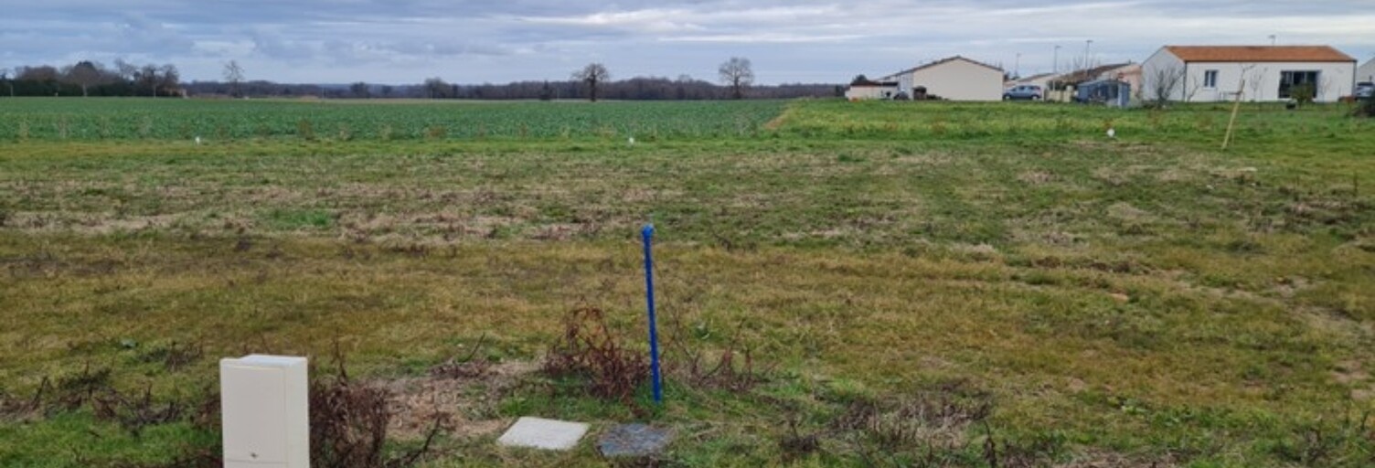 Terrain  400 m² à vendre à Corme-Royal (17600)