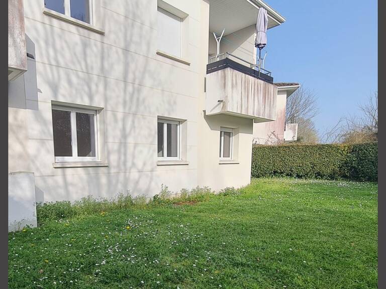 St Seurin sur l'isle - Appartement 69 m² 2 chambres+ jardin- possibilité vente à terme — photo 1