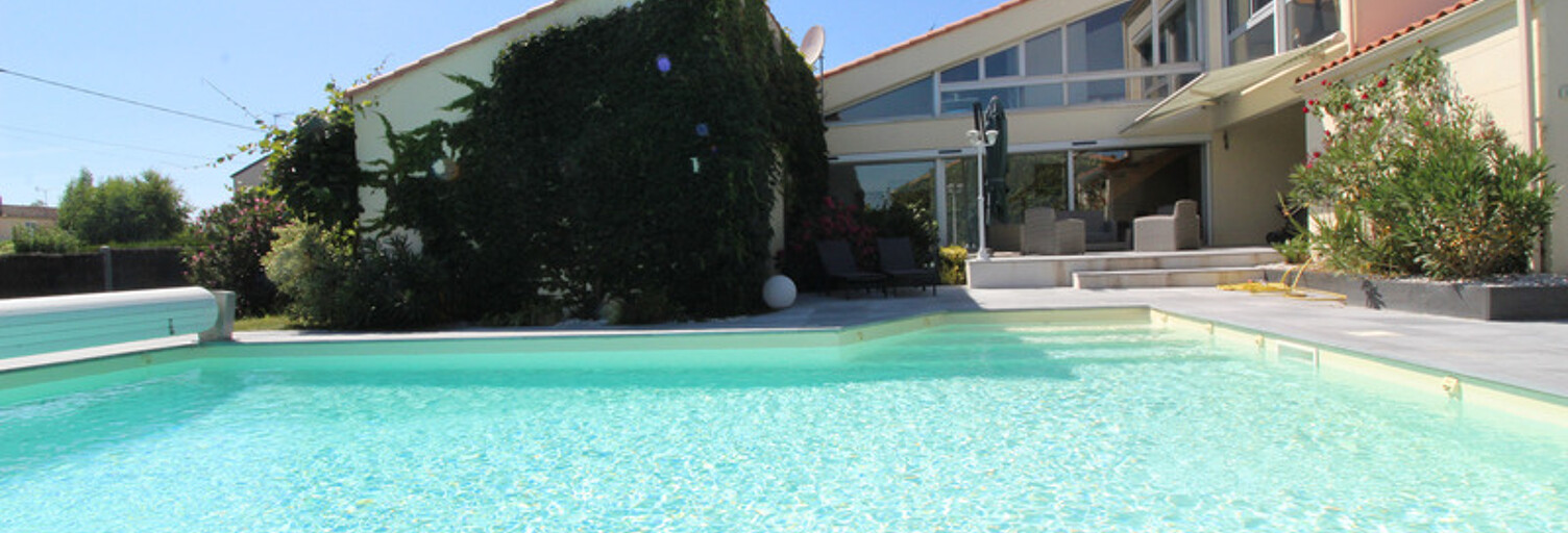 Maison 9 Pièces 238 m² à vendre à La Roche-sur-Yon (85000)