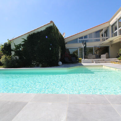 Maison 9 pièces 564000 €