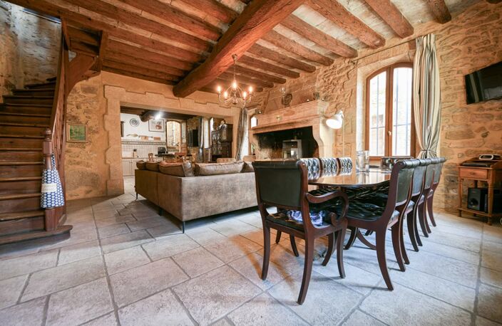 Demeure de village du XVIIIe de 190 m² avec toit terrasse — photo 2