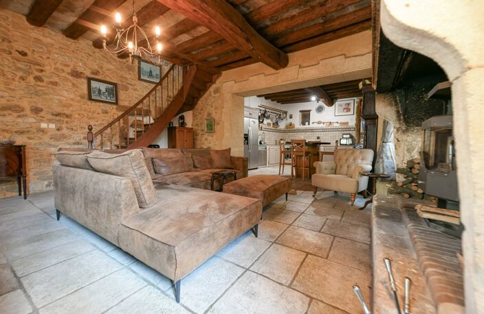 Demeure de village du XVIIIe de 190 m² avec toit terrasse — photo 4