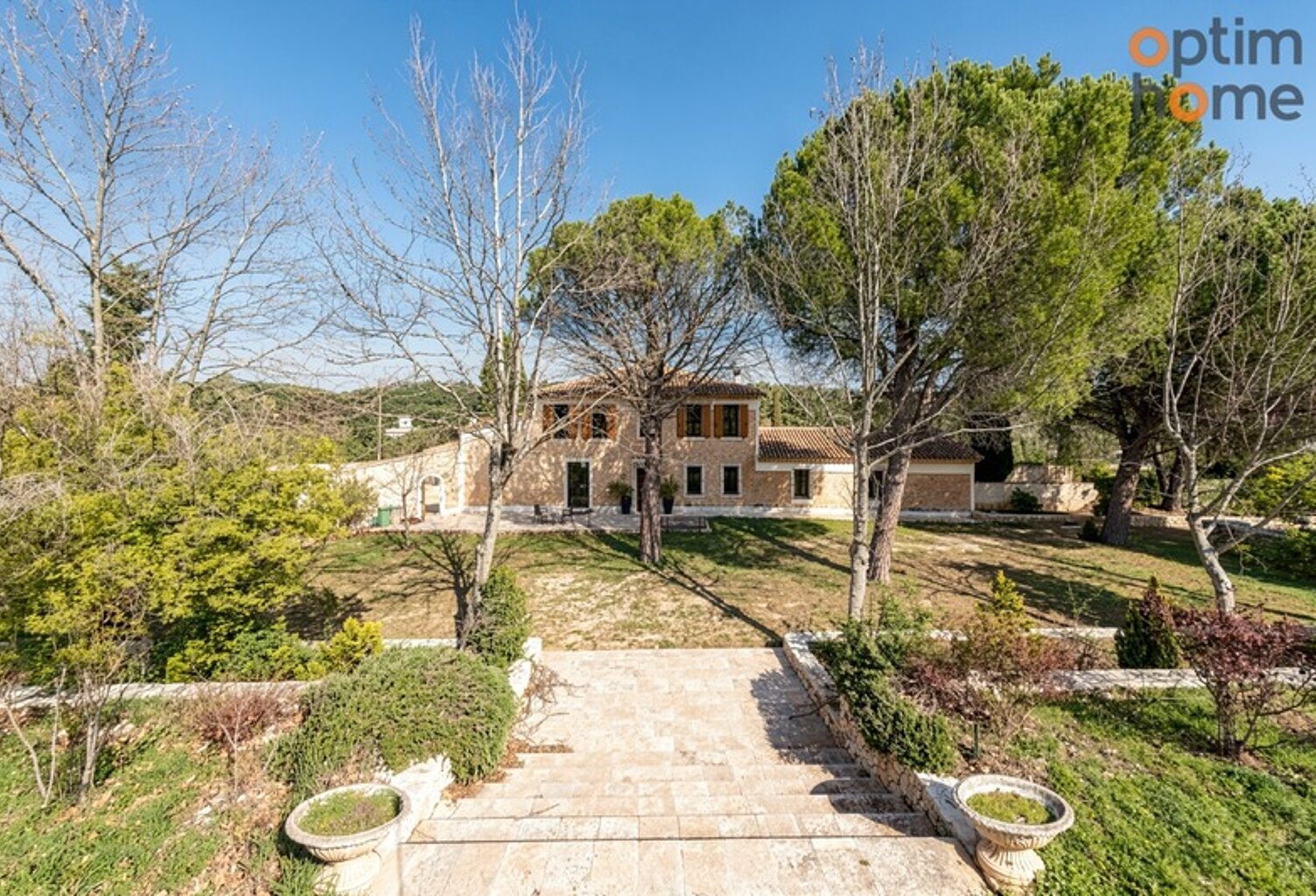 Bien rare à Aix-en-Provence – Mas 277 m² avec piscine sur 7 880 m² de terrain — photo 1