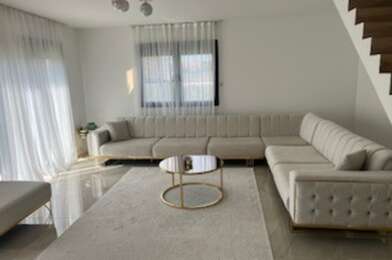 Maison 5 pièces 351000 €