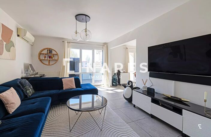 VENDOME LIFE - Appartement T5 de 94 m2 - balcons - 13012 — photo 2