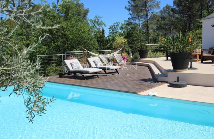 Villa avec vue exceptionnelle - Tourrettes — photo 3