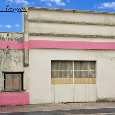 Immeuble  113700 €