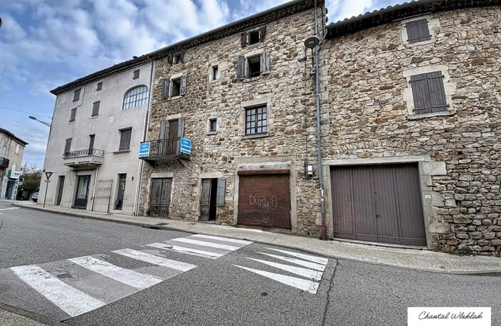 À vendre maison de village à rénover à LABLACHERE (07) — photo 3
