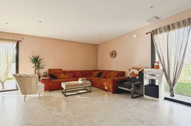 Maison 5 pièces 399000 €
