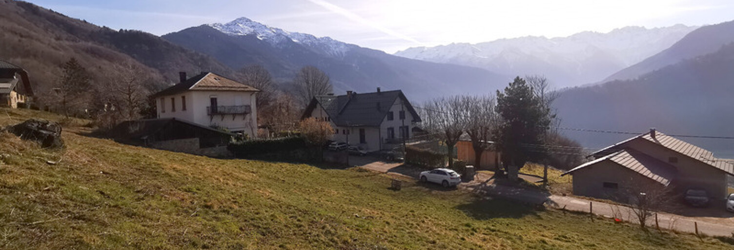 Terrain  580 m² à vendre à Aiton (73220)