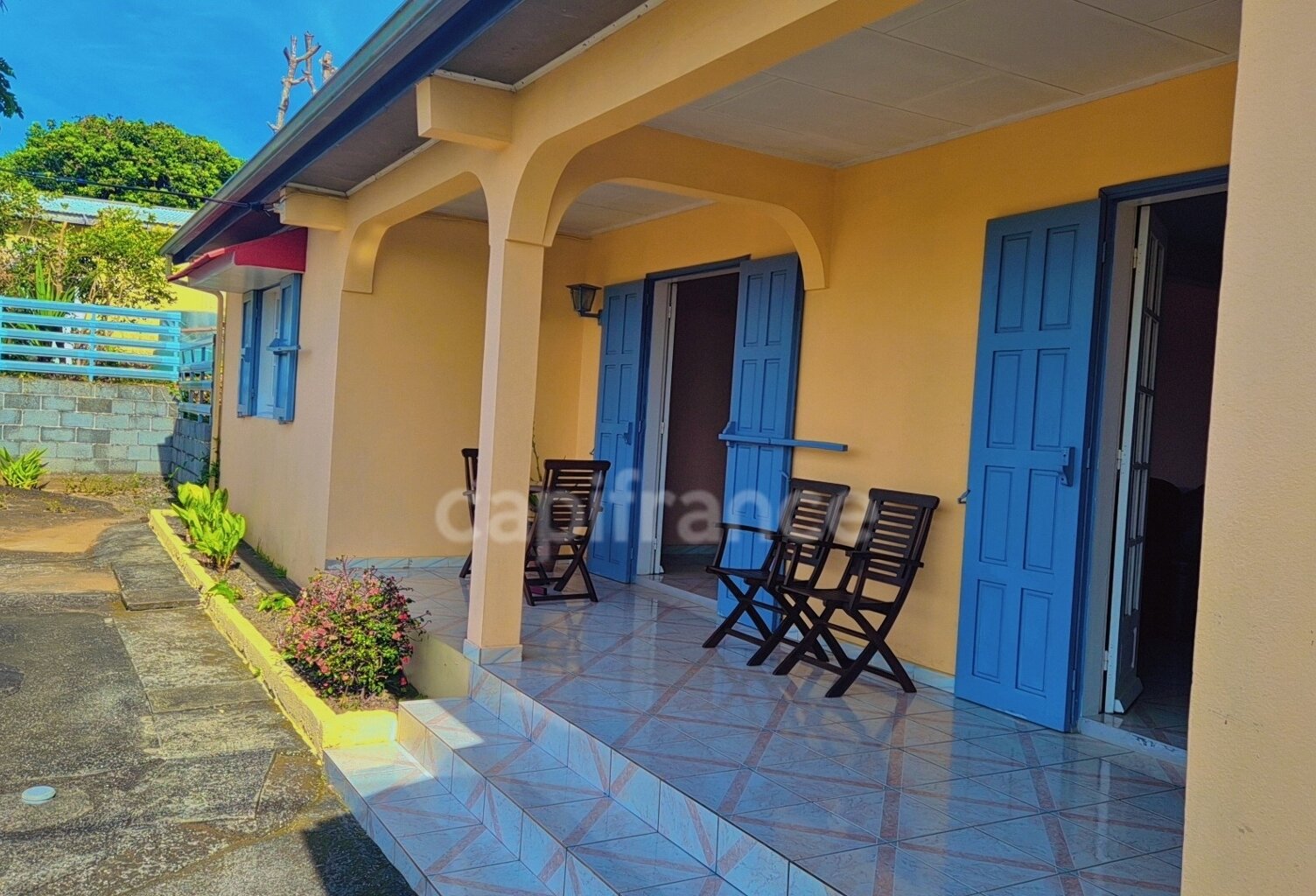 Maison à vendre 5 pièces  (974) — photo 1